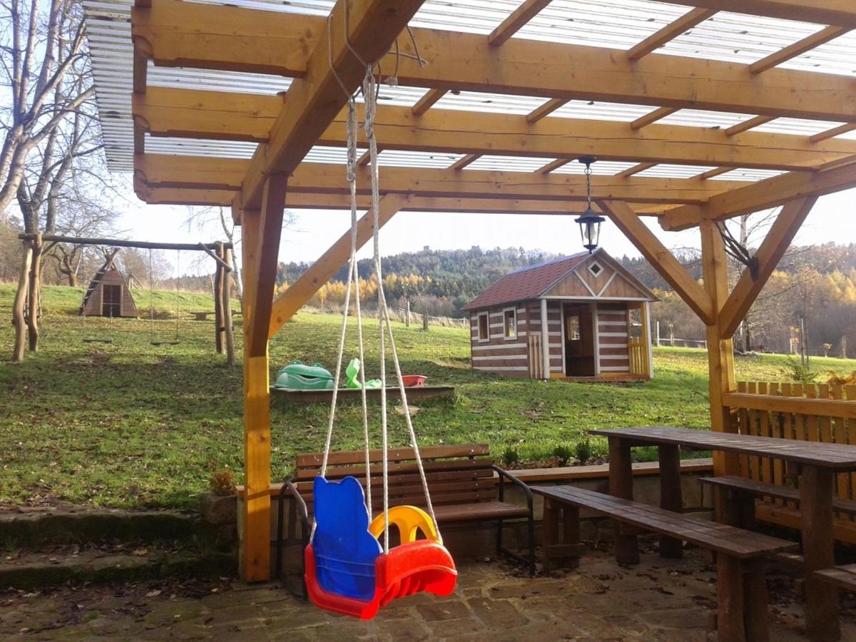Miniresort Amulet Hrubá Skála Esterno foto